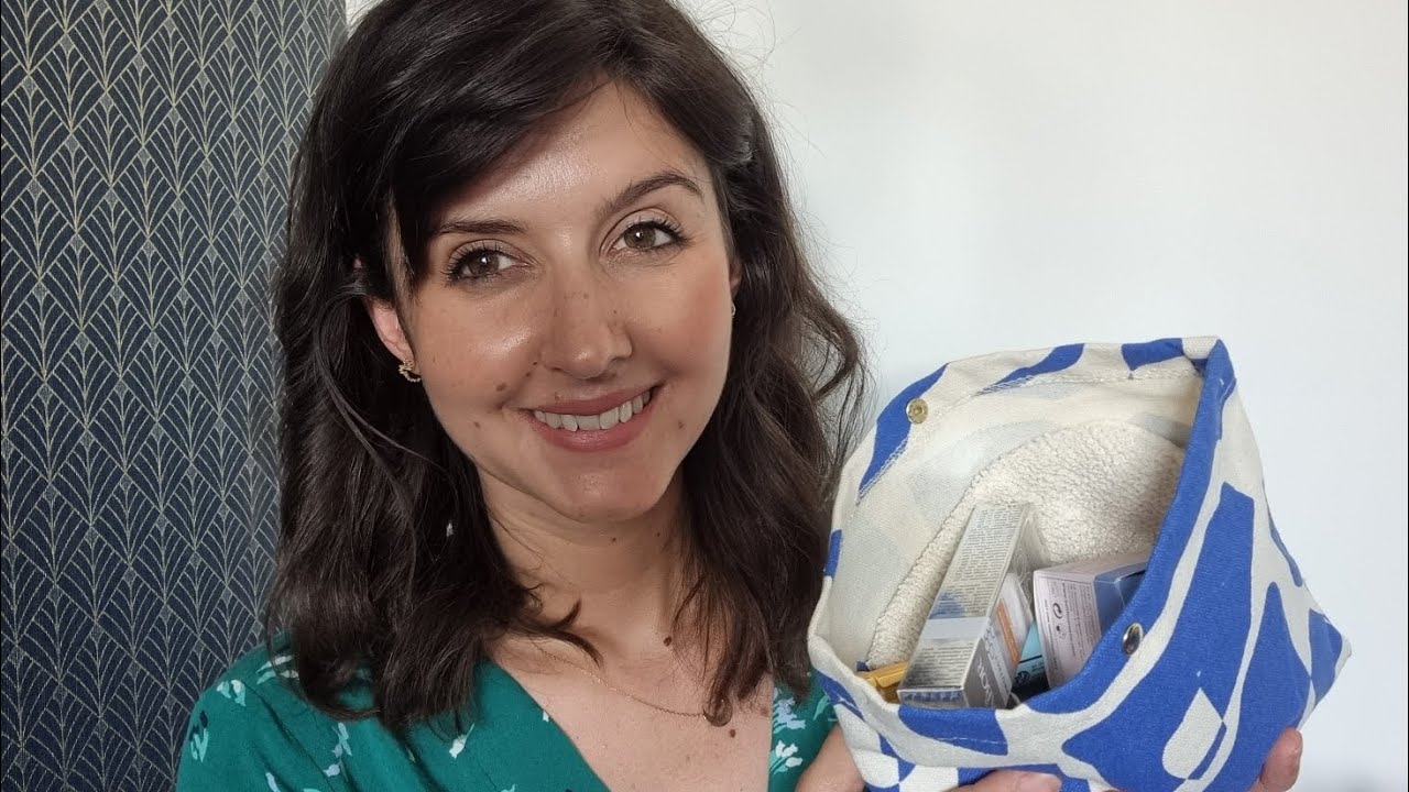 ASMR- Unboxing My little Box