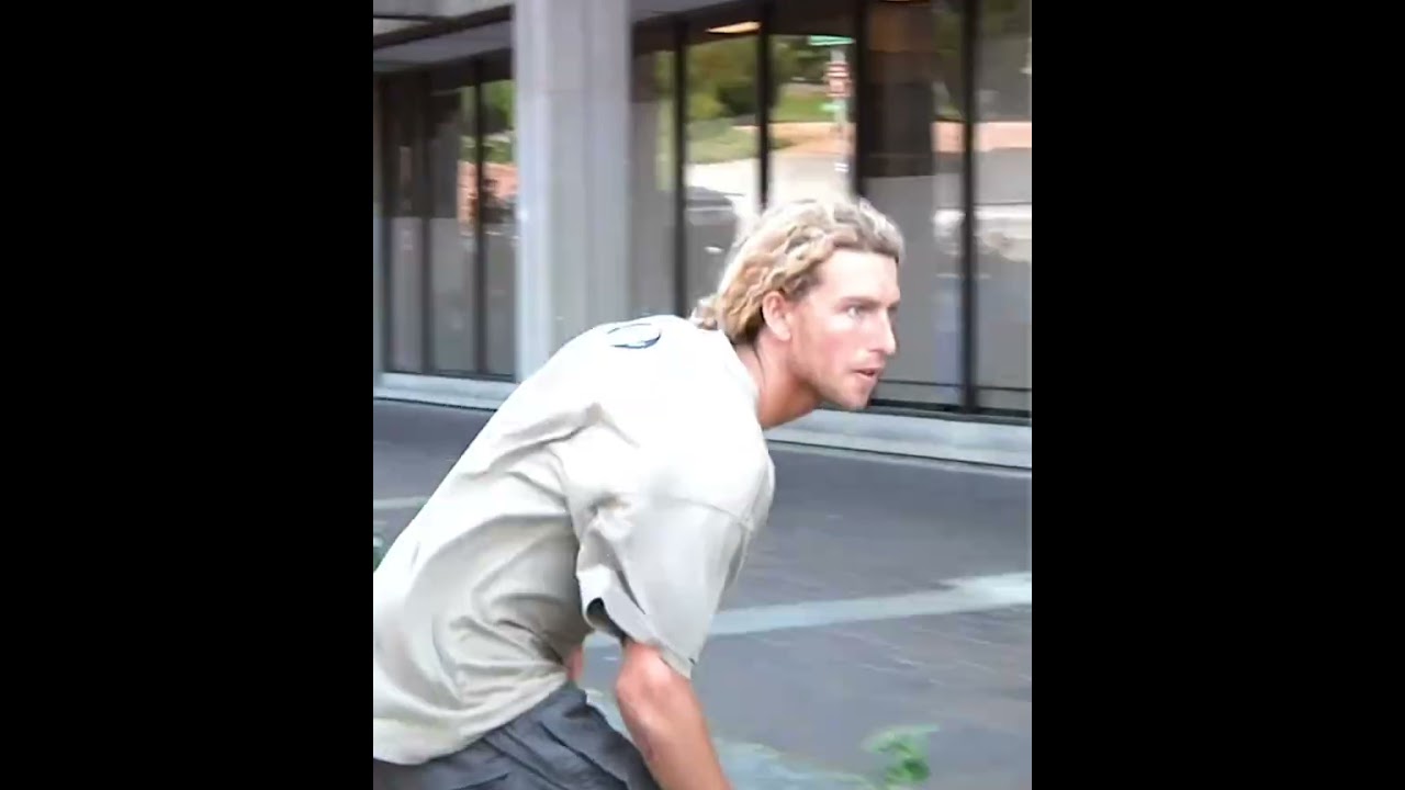 #2🍗TUES Simon Bannerot