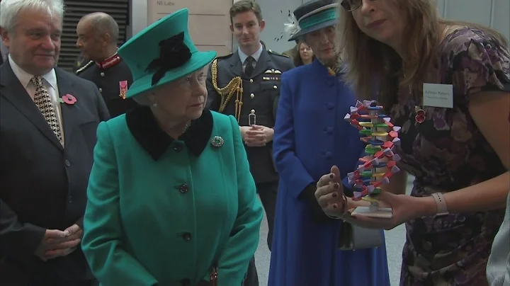 The Queen opens the 650 million Francis Crick Inst...