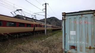 2022.03.28 09:38　リバイバル国鉄色　381系　特急やくも8号　新見駅〜石蟹駅間