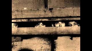 The Stone Roses - Made Of Stone (Lyrics)