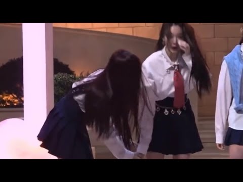 leeseo stepped on wonyoung’s knee during MV shooting by accident *leeseo was about to cry*