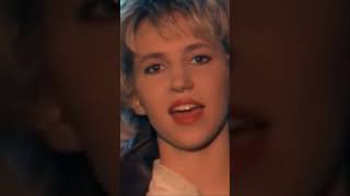 Just Can’t Shake Your Love! #Debbiegibson #Shakeyourlove