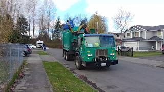 V33: City of Tacoma RA1712: Peterbilt 320 DaDee Scorpion - Recycling - Wed 3/14/2018