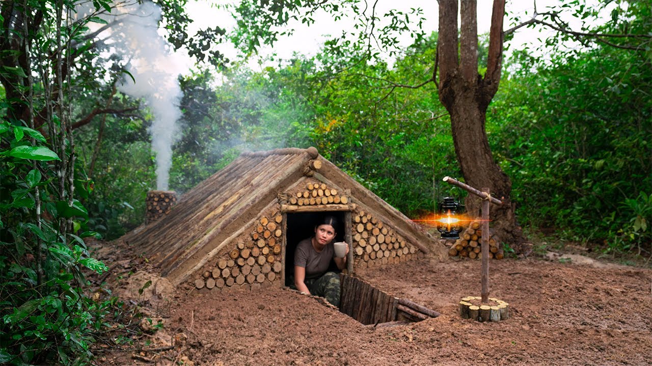 SURVIVAL EARTH LODGE CABIN - Warm Shelter and Fireplace Build - Bushcraft Cam in the Earth