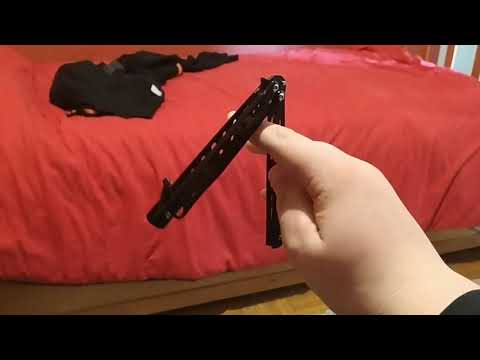 Βίντεο: Πώς να στρίψετε ένα μαχαίρι πεταλούδας