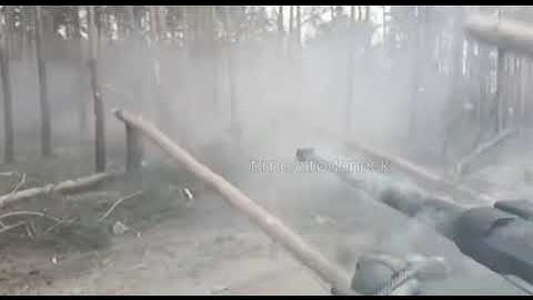 BMP 2 Cutting trees with main gun