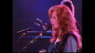 Bonnie Raitt - Something To Talk About - Hard Rock Cafe New Orleans 12-31-1991