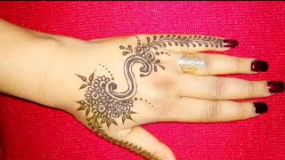 Easy simple stylish beautiful mehndi design for hand with s letter.
diy letter henna tattoo design.trendy design.alphabet tattoo. pl...