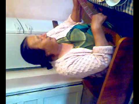 კახელი ქალის სიმღერა თელავზე...