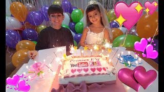 1 MİLYON OLDUK RÜYA GİBİ 1 MİLYON DOST ARKADAŞ OLDUK.İYİKİ VARSINIZ SİZLERİ ÇOK SEVİYORUZ.KUTLAMAMIZ