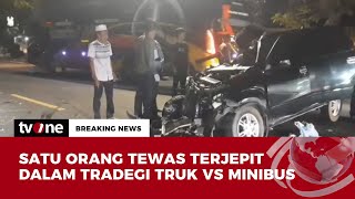 Kecelakaan Truk vs Minibus, Satu Tewas | Breaking News tvOne