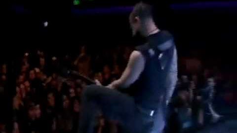 Killswitch Engage - Light in A Darkened World Live Revolver Golden Gods Awards High Quality