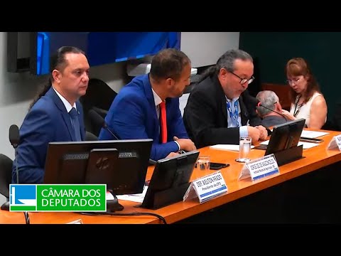 Vídeo do evento a partir de 1:23:50