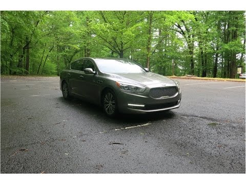 first impressions game Kia K900 2017 Car Review