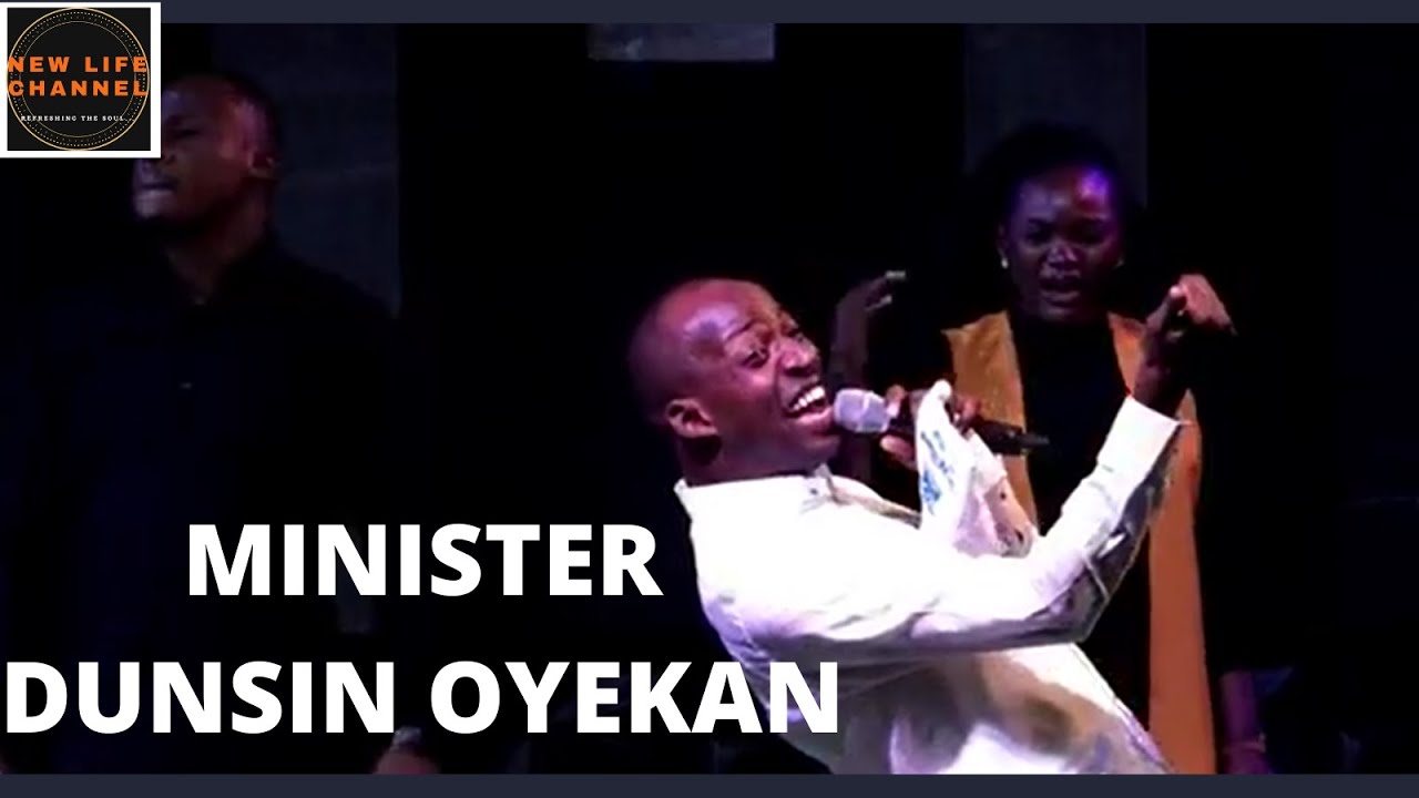 DUNSIN OYEKAN || LIVE MINISTRATION AT PRAISE ABLAZE, HCC. - YouTube