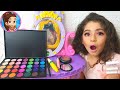 YESLY PRETENDE PINTARSE CON LAS PINTURAS DE SU MAMÁ | Maquillaje para Niñas | MakeUp for Girls