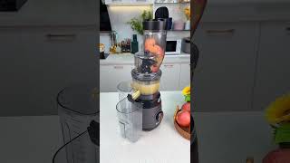 This viral 3-second portable juicer turns fresh fruit into juice instantly! 🍏⚡ #shorts