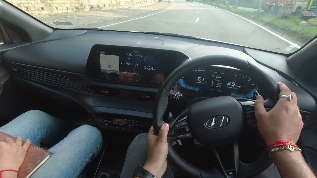 Hyundai i20 n line Top speed Drive on Curves, Using paddle shifters DCT