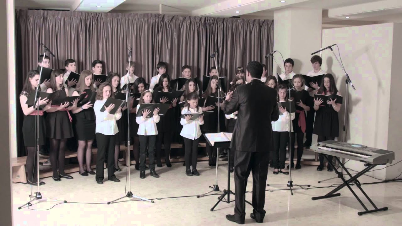 Un Beso y una Flor - Nino Bravo - Coro de Voces Blancas Cantus Libero