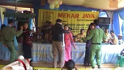 Prapatan celeng - Lingkung seni Mekar Jaya
