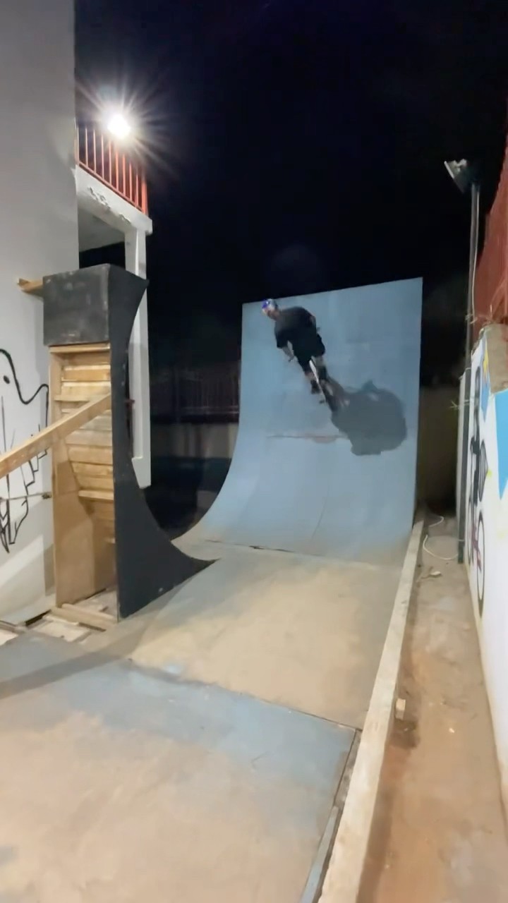 #JasonDeruloTV // Tricks ? #GotPermissionToPost From IG @georgentavou #SlowLow