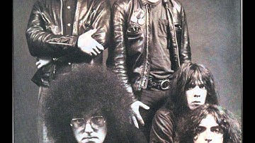 MC5 - Over And Over.wmv