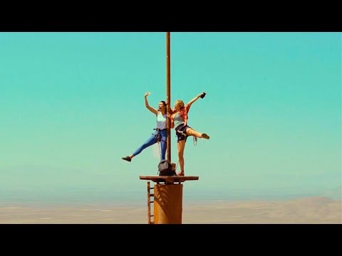 Они застряли на самой высокой вышке в мире