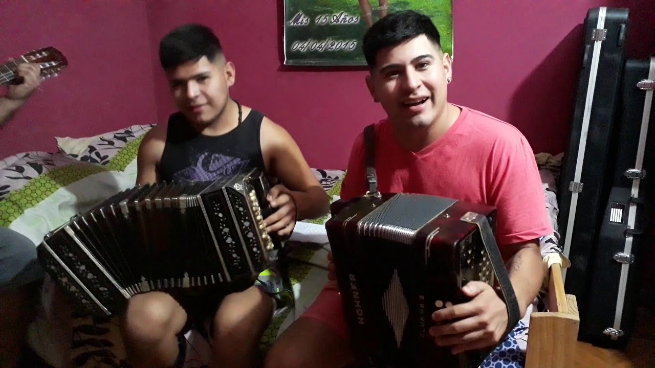 Eng. DE PASO DOBLES CON BANDONEON - LOS HERMANITOS SOSA
