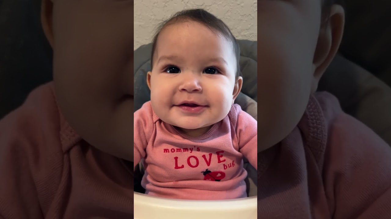 Baby Girl Tries Gerber Strawberry Yogurt Melts for the First Time! | 
