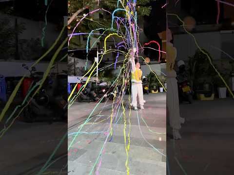amazing family plays hand-throwing ribbon together #100millon #vieralvideo #youtubeshorts #13million