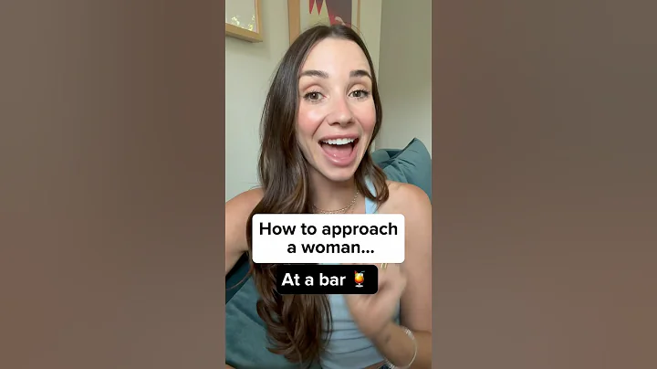 How to approach a woman at a bar 😉 #datingcoach #datingcoachformen