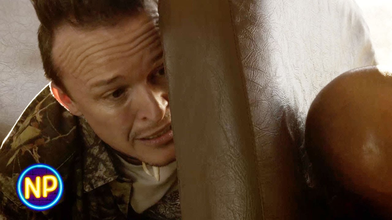 ⁣Dewey's Prison Bus is Held Up | Justified Season 2 Episode 3 | Now Playing