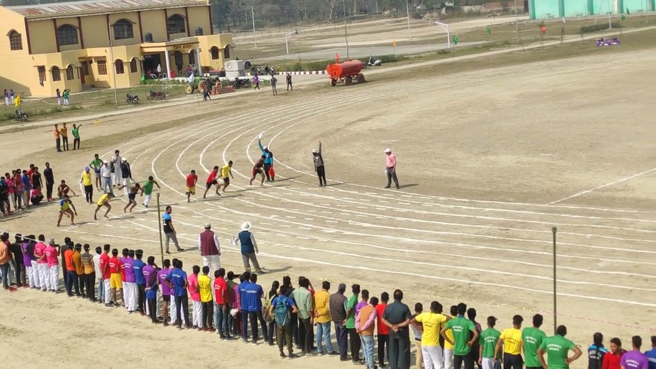 100 meter relay race between the house 🏡||