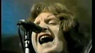 Day After Day Badfinger LIVE! 1972 chords