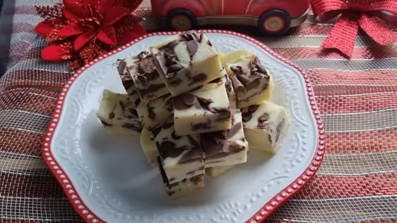 I Made Chocolate Swirl Fudge at Home