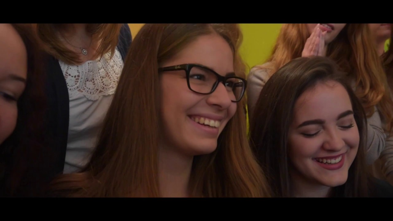 Únos triednej knihy - IV.B - Gymnázium, Park mládeže 5, Košice