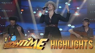 It's Showtime: Sixpence None The Richer performs \\