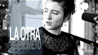 Video thumbnail of "La Otra & Las Locas del Co.- Te Prometo"