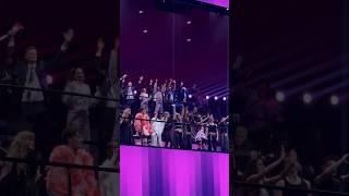 Joost Klein and the Netherlands dancing to Herreys at Eurovision