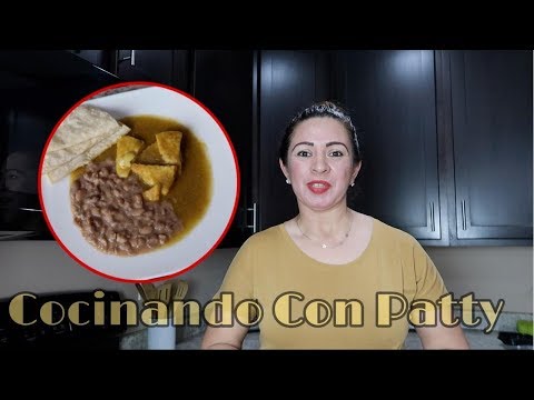 QUESO ENCHILADO EN SALSA VERDE ESTILO MORELOS MEXICO