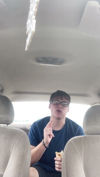 reviewing-the-subway-pepperoni-and-cheese-footlong-dipper-youtube