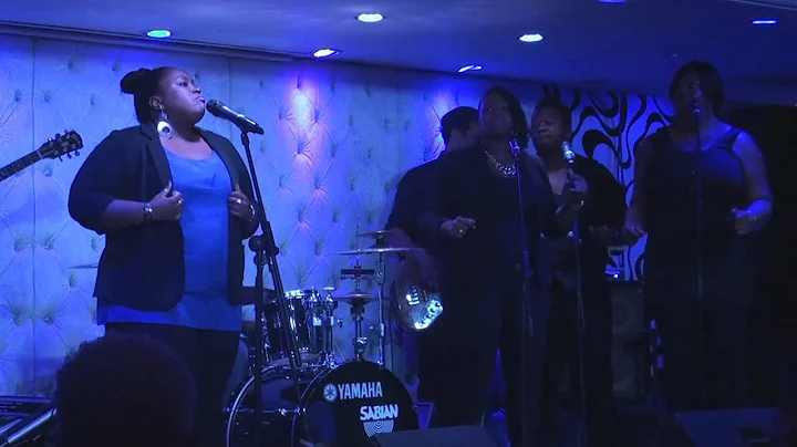 Annette Bowen's debut Solo Performance at Soul Uni...