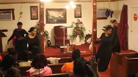 Gracefully Broken... Exquisite Praise A.D.T