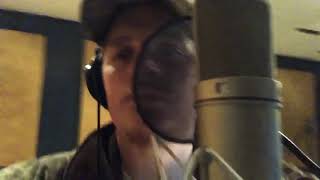 Upchurch “She thinks my tractors sexy” (KENNY CHESNEY COVER) in studio