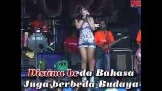 TKW Tenaga Kerja Wanita Indonesia   Dangdut Pantura   Cristien   Live Kudus 2013
