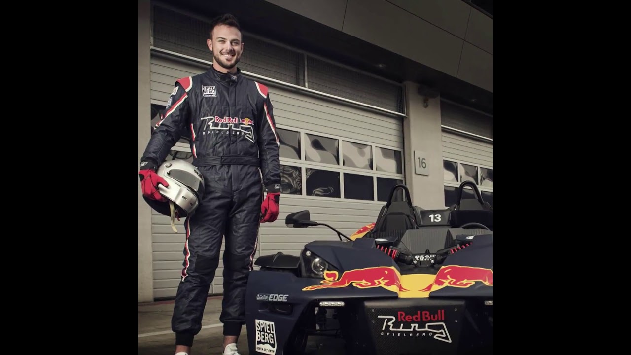 Baseball S Star Kris Bryant Hits Red Bull Ring