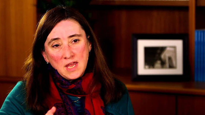 Professor Michele Simons - Dean, School of Educati...