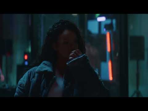 LOUIS VUITTON Men's SPEEDY Campaign Starring Rihanna