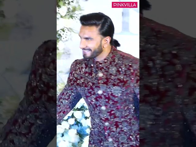 Baba AKA #ranveersingh has all eyes on him at #sidkiara’s wedding reception